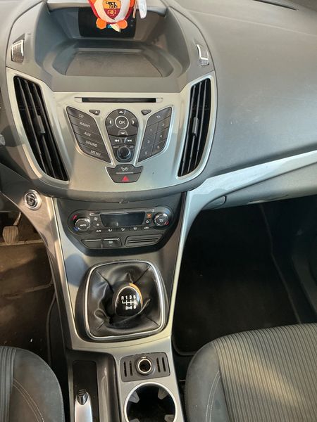 Ford C-Max 1.6 TDCi Titanium 2015 – снимка 25