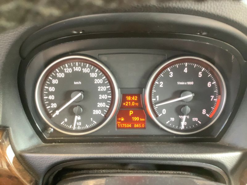 BMW 3er 330i — zdjęcie 13