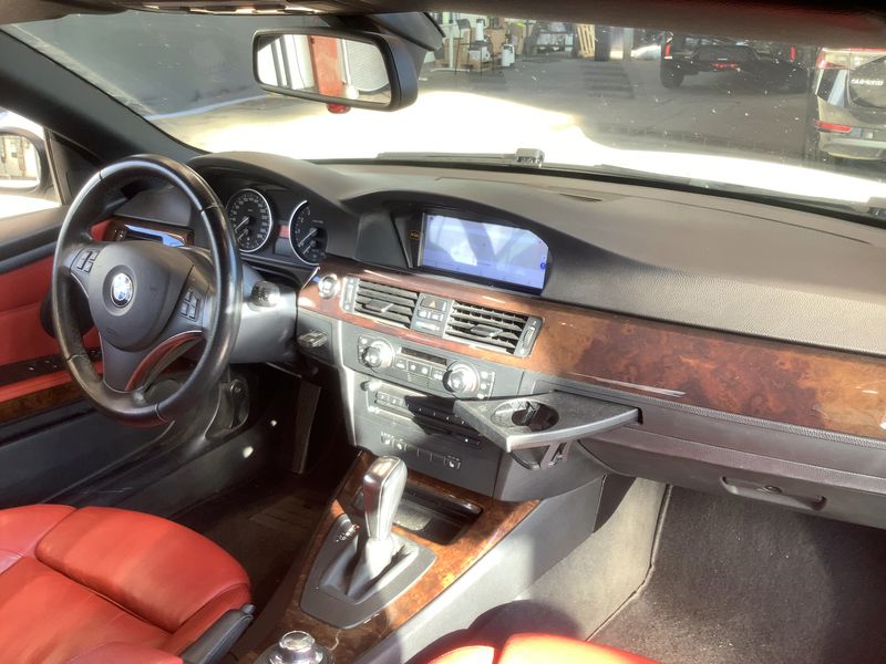 BMW 3er 330i — zdjęcie 12
