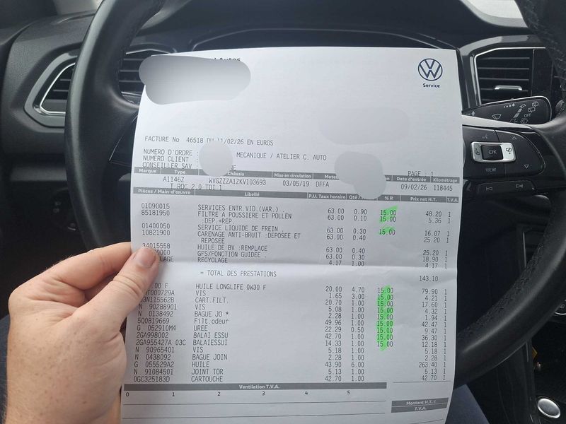 Volkswagen T-Roc 2.0 TDI R-Line — zdjęcie 20