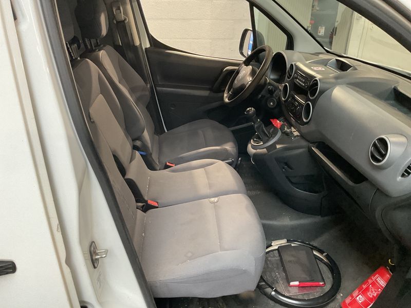 Citroen Berlingo 1.6 HDi Niveau B L1 2015 – снимка 3