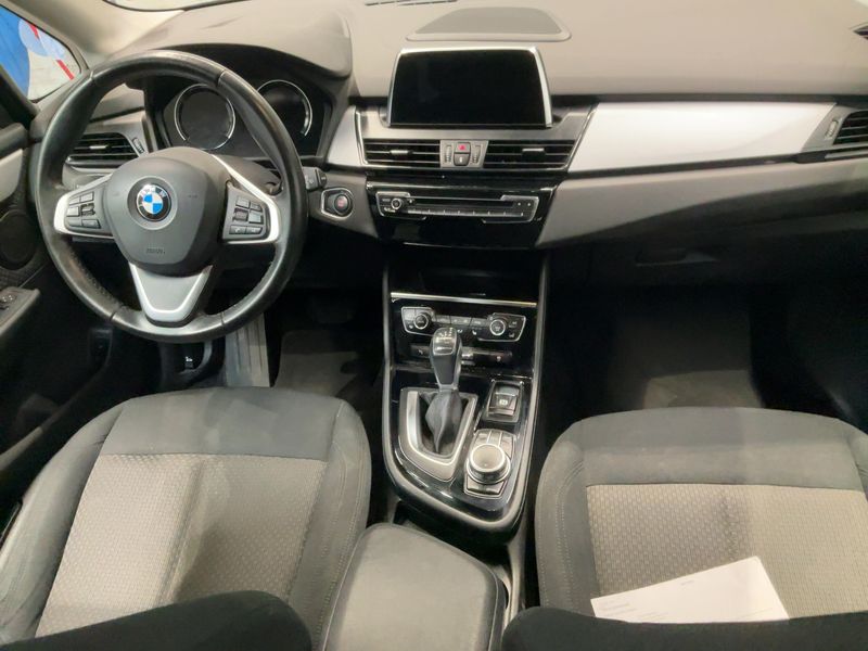 BMW 2er 225xe Active Tourer Advantage 2018 – снимка 17