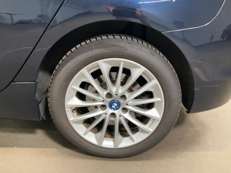 BMW 2er 225xe Active Tourer Advantage 2018 – снимка 5