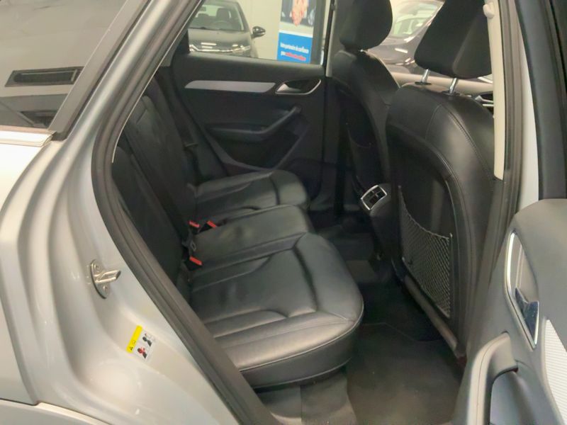 Audi Q3 2.0 TDI quattro Ambition Luxe 2014 – снимка 19