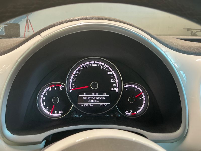 Volkswagen Beetle 1.2 TSI Cup BlueMotion Tech — zdjęcie 13