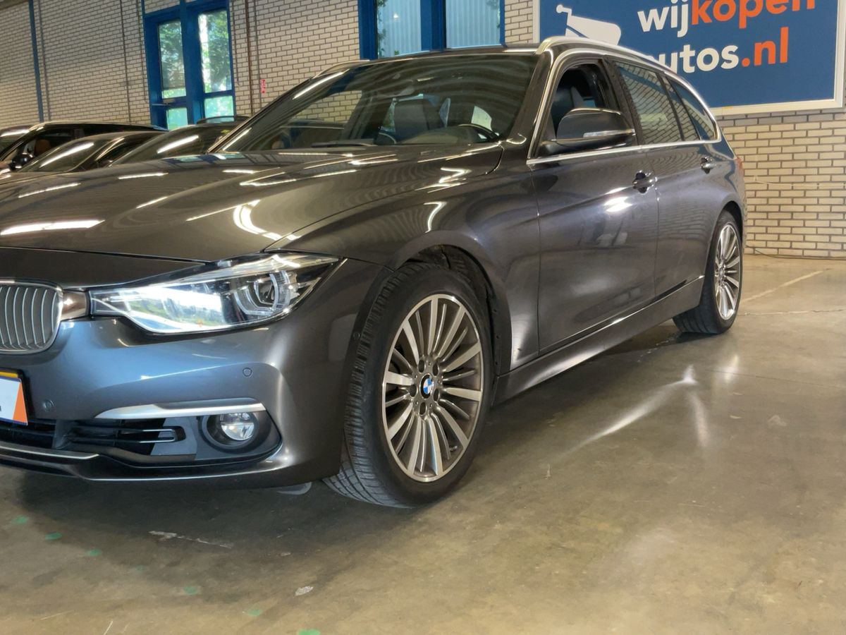 BMW 3er 320i Luxury Line Purity