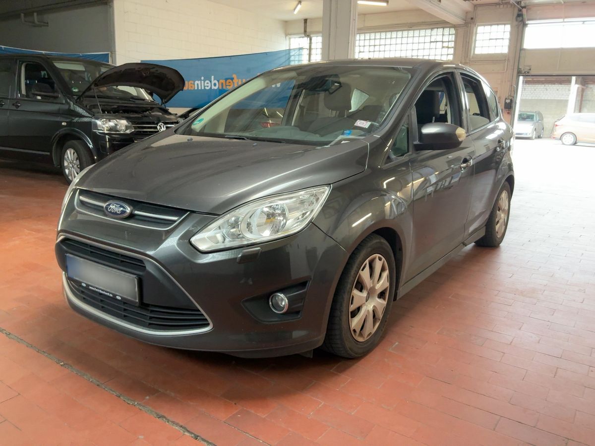 Ford C-Max 2015 — photo 1
