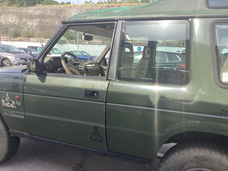 Land Rover Discovery 2.5 Turbodiesel TDi — zdjęcie 4
