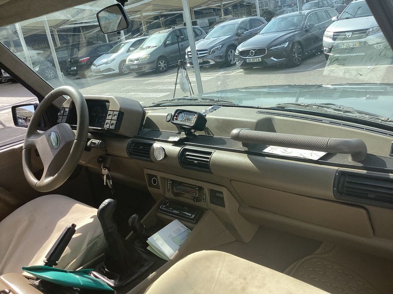 Land Rover Discovery 2.5 Turbodiesel TDi — zdjęcie 12