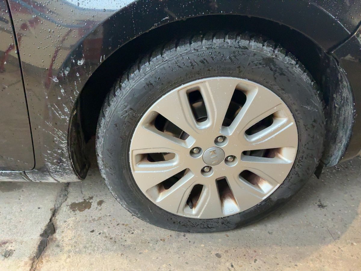 Kia Rio 2014 — photo 12