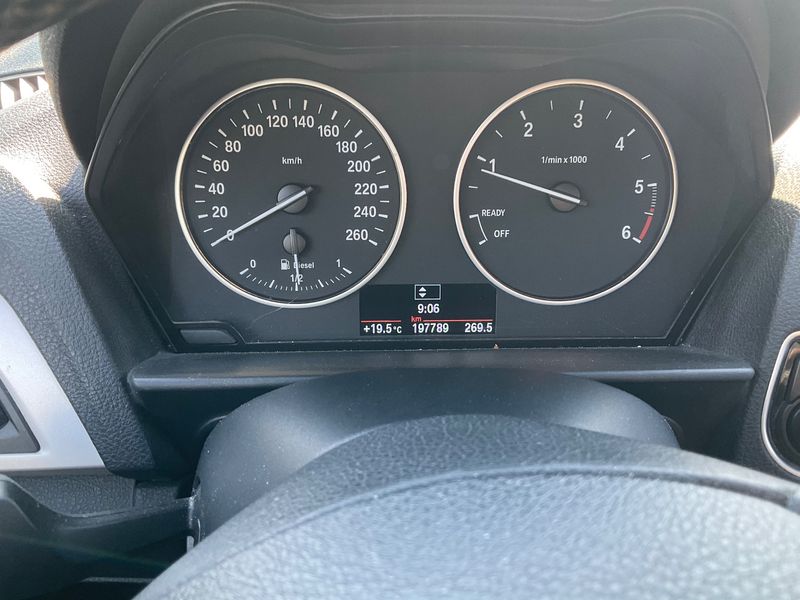 BMW 1er 118d 2014 – снимка 18