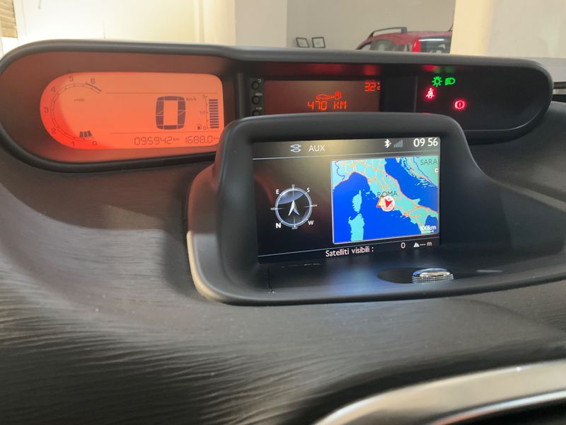 Citroen C3 Picasso 1.4 VTi Seduction — zdjęcie 4