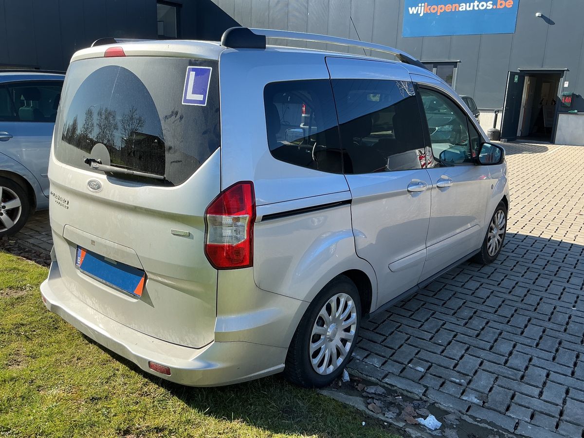Ford Tourneo d'occasion