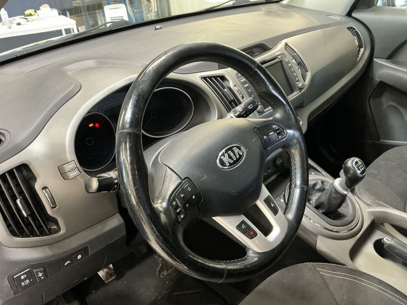 Kia Sportage 1.6 GDI Dream Team 2WD 2014 – снимка 33
