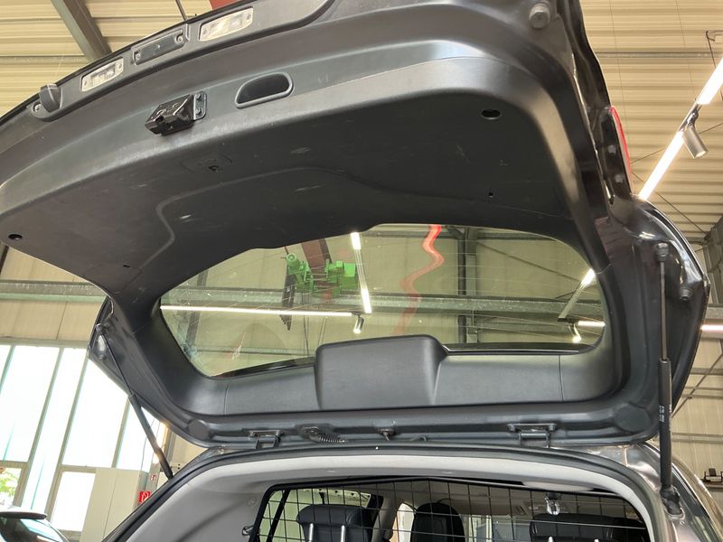 Kia Sportage 1.6 GDI Dream Team 2WD 2014 – снимка 25