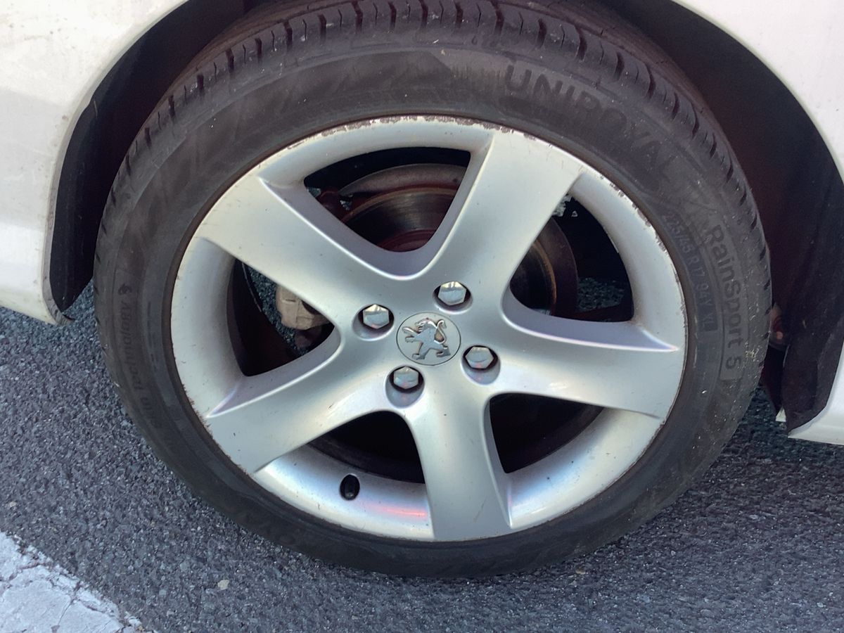 Peugeot 308 2009 — photo 10