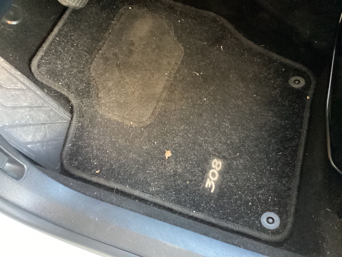 Peugeot 308 2009 — photo 3