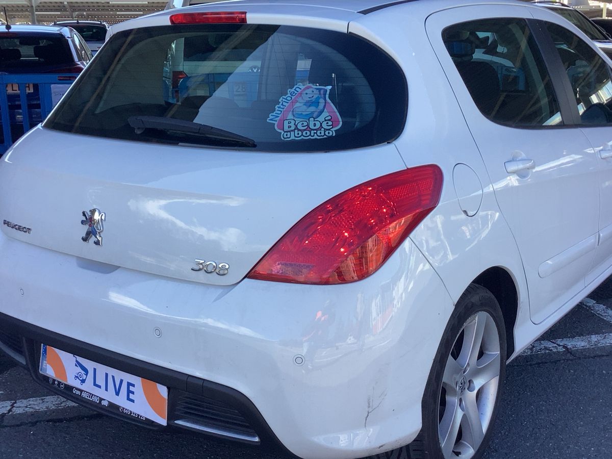 Peugeot 308 2009 — photo 9