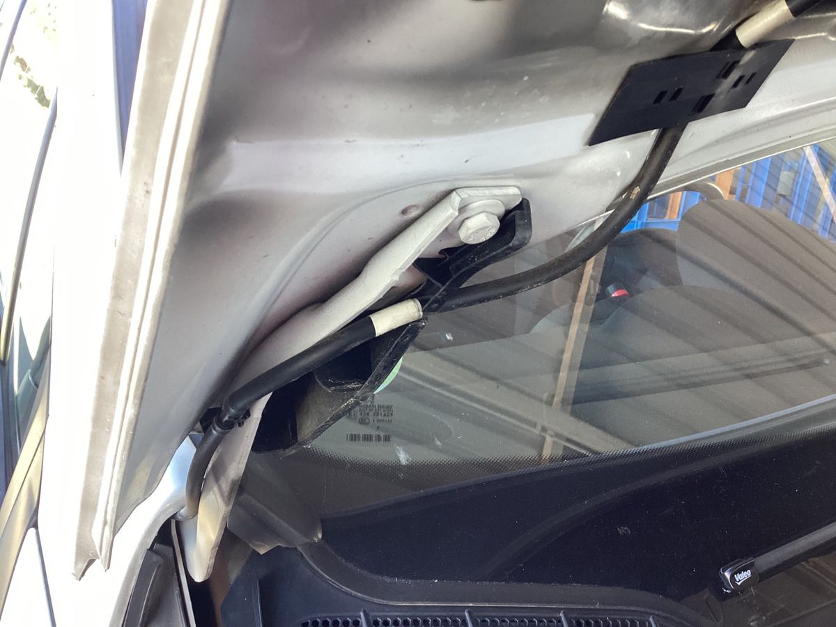 Peugeot 308 2009 — photo 32