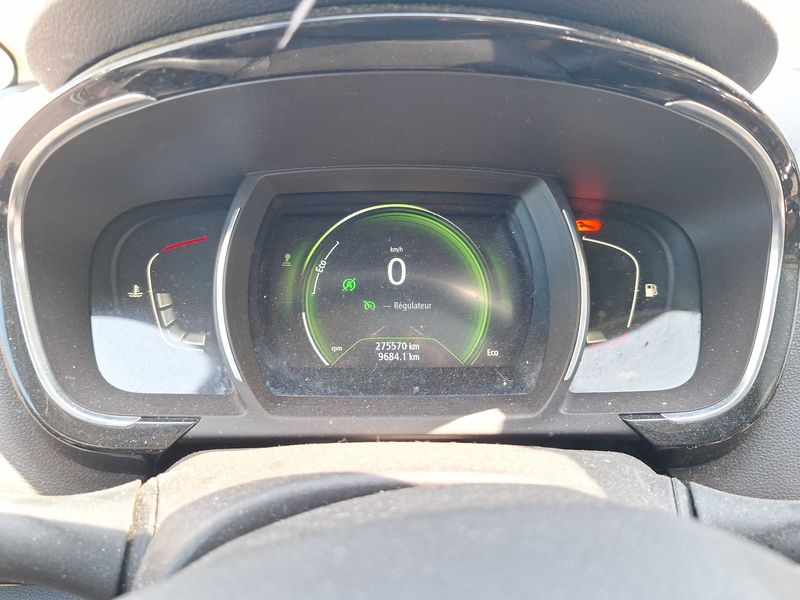 Renault Espace 1.6 dCi Energy Life — zdjęcie 12