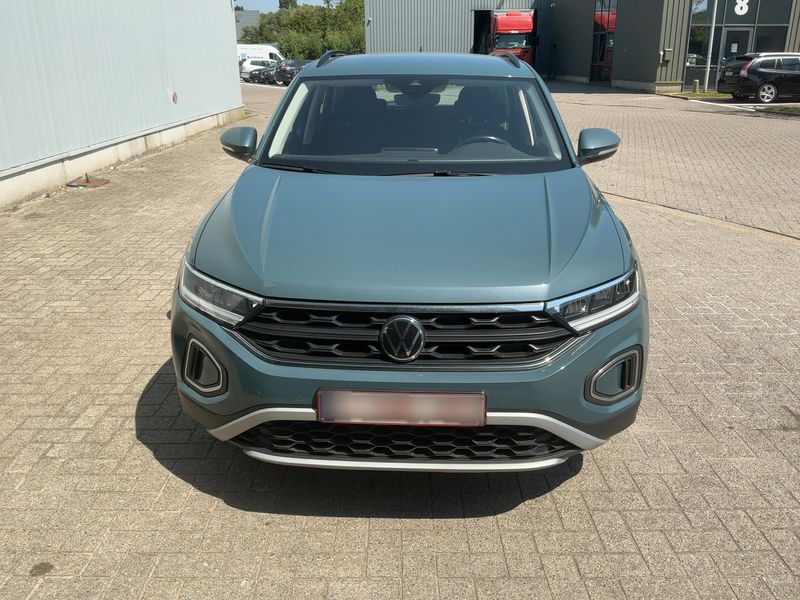 Volkswagen T-Roc 2.0 TDI Life 2022 – снимка 14