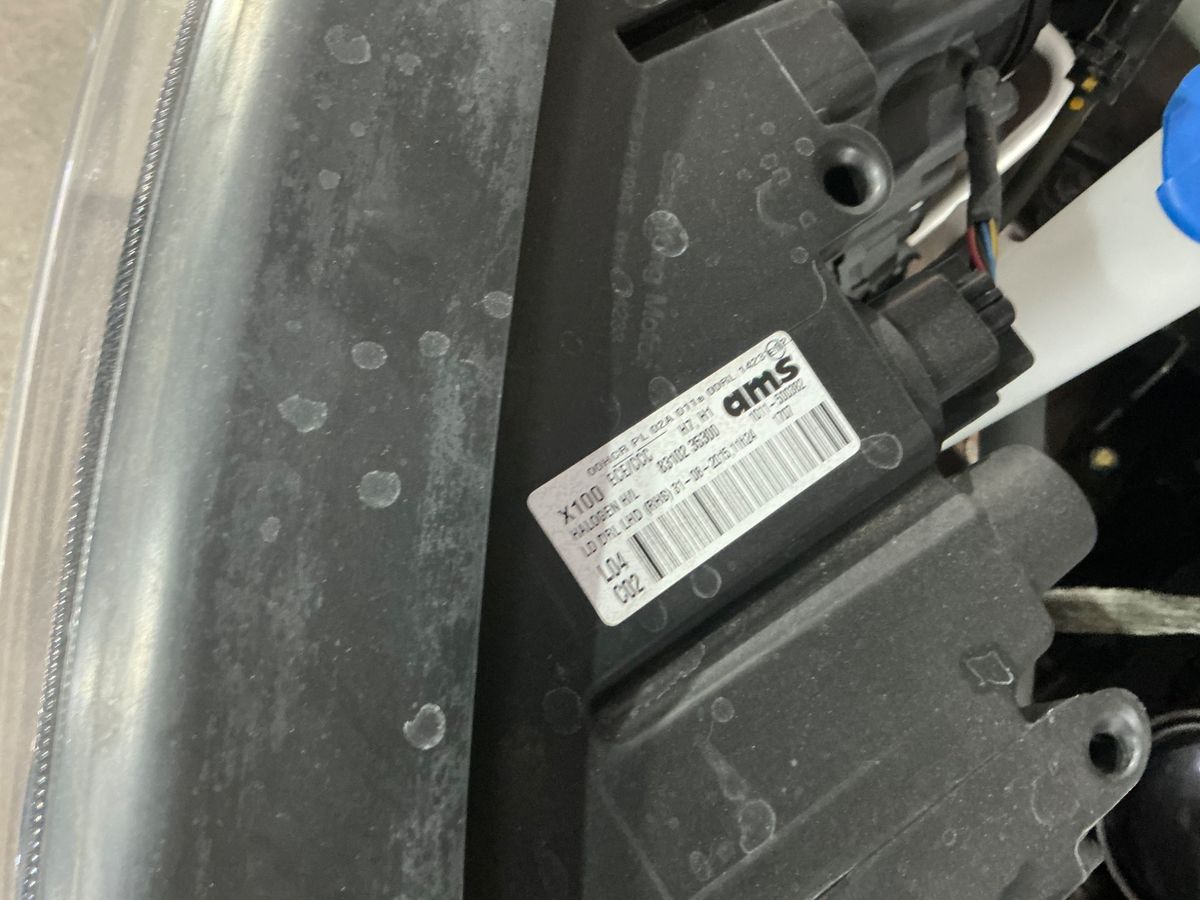Ssangyong Tivoli 2015 — photo 34