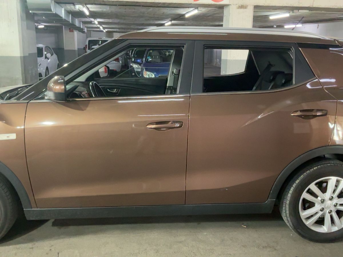 Ssangyong Tivoli 2015 — photo 5
