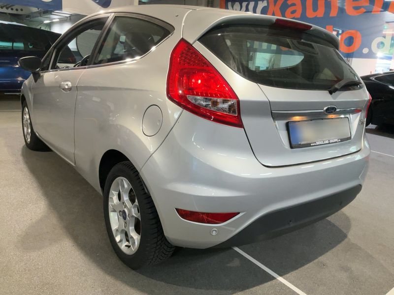 Ford Fiesta 1.4 Titanium — zdjęcie 3