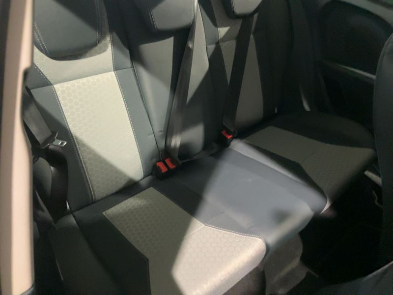 Ford Fiesta 1.4 Titanium — zdjęcie 14