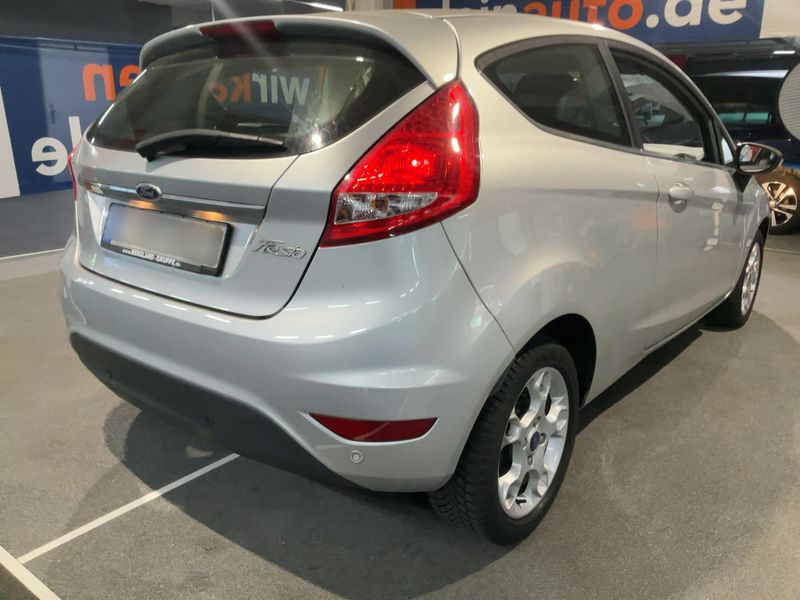 Ford Fiesta 1.4 Titanium — zdjęcie 6