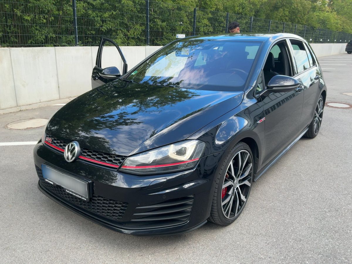 Volkswagen Golf 2016