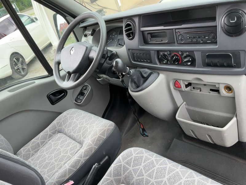Renault Master 2.5 dCi Fahrgestell Radstand 4078mm — zdjęcie 12