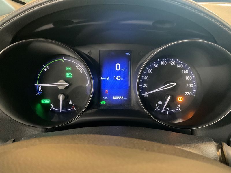 Toyota C-HR 1.8 Hybrid Edition — zdjęcie 13