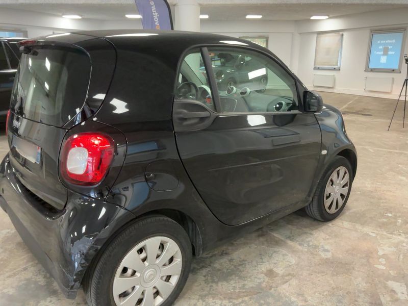 Smart fortwo 1.0 Basis pure — zdjęcie 6