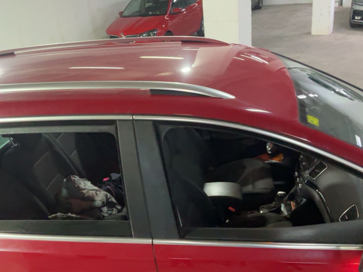 Seat Alhambra 2015 — photo 14