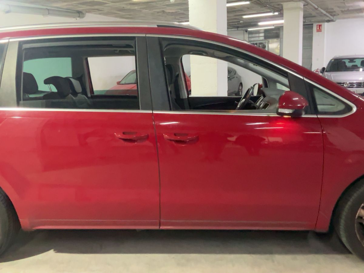 Seat Alhambra 2015 — photo 11