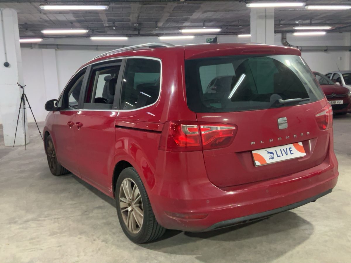 Seat Alhambra 2015 — photo 7