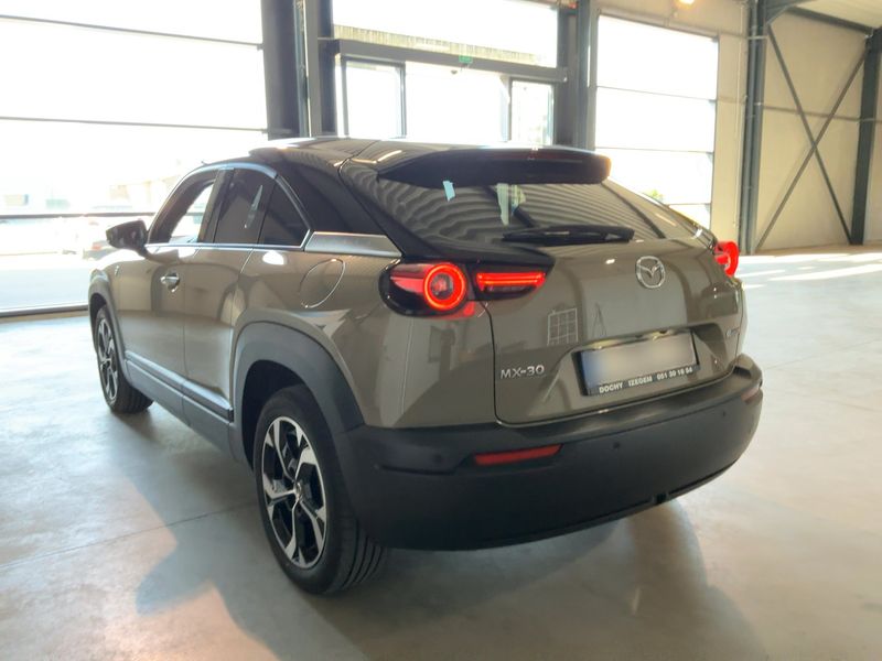 Mazda MX-30 electric drive 125 kW Makoto R-EV — zdjęcie 3