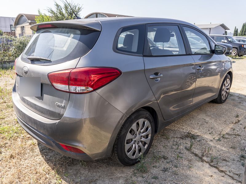 Kia Carens 1.7 CRDi Cool — zdjęcie 5