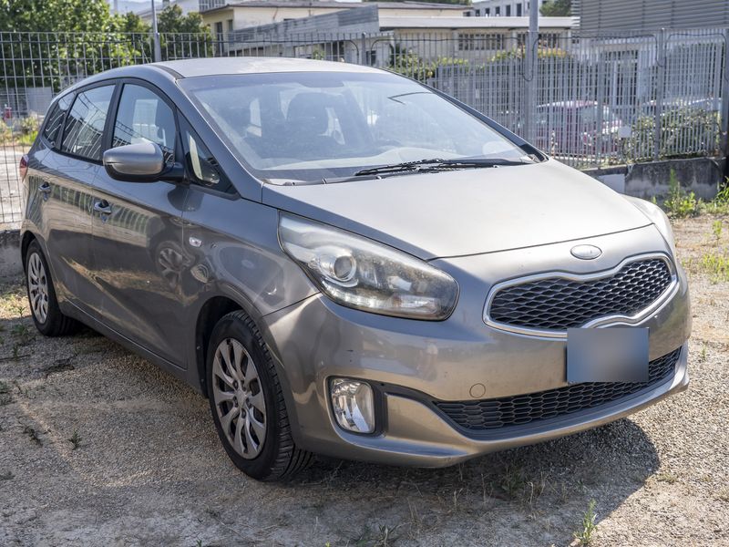 Kia Carens 1.7 CRDi Cool — zdjęcie 6