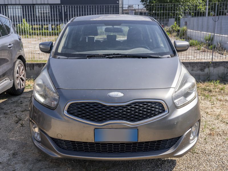 Kia Carens 1.7 CRDi Cool — zdjęcie 7