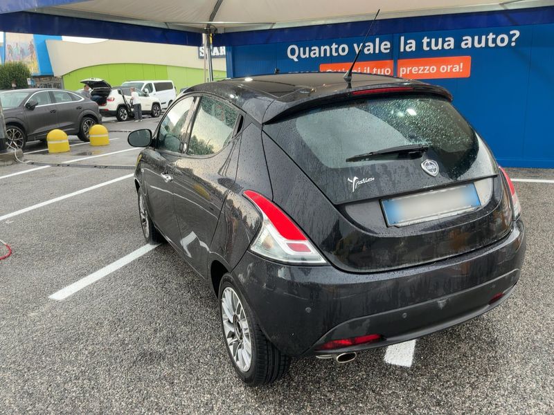 Lancia Ypsilon 1.2 GPL Gold 2012 – снимка 6