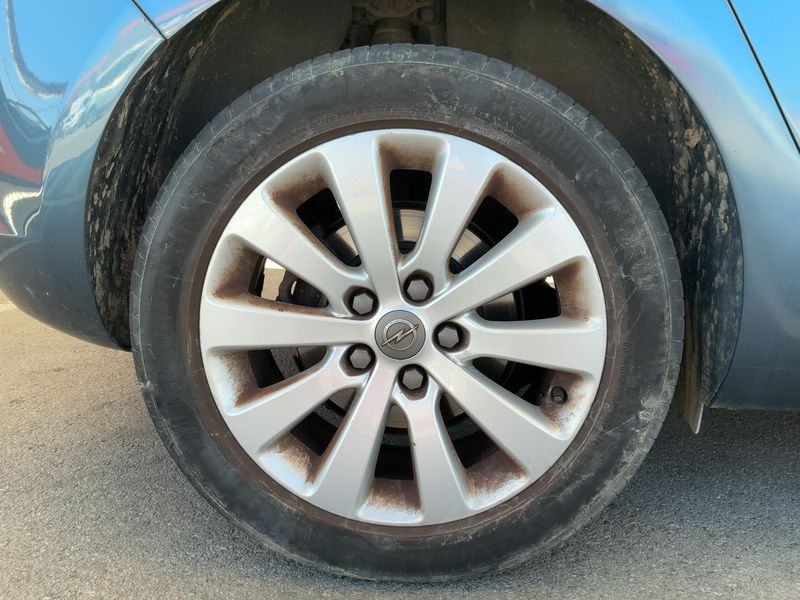 Opel Astra 1.7 CDTI Excellence 2013 – снимка 9