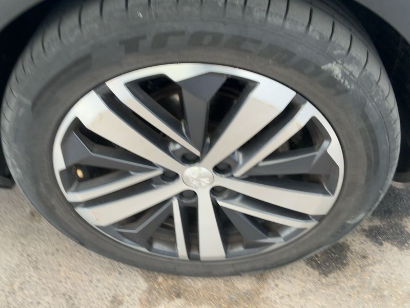 Peugeot 3008 2.0 Blue-HDi GT 2019 – снимка 11