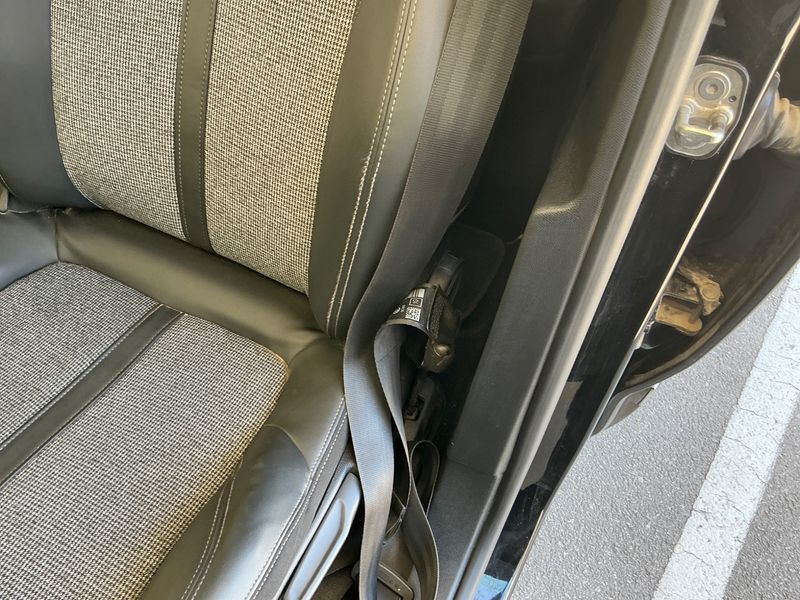 Peugeot 3008 2.0 Blue-HDi GT 2019 – снимка 23