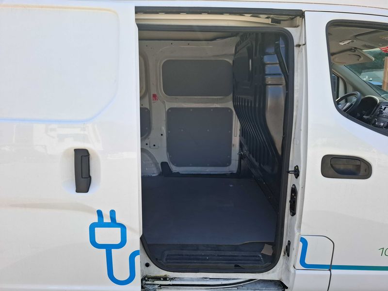 Nissan NV200 Evalia electric drive 80 kW E-Kasten Comfort — zdjęcie 13