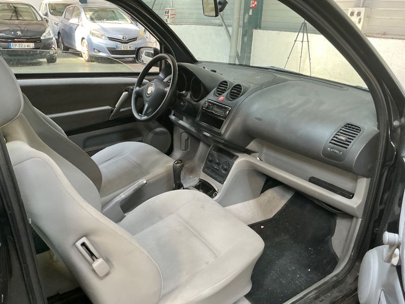 Seat Arosa 1.0 Select — zdjęcie 3