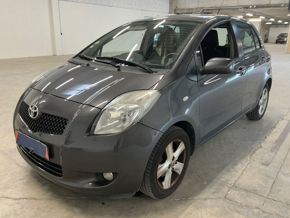 Toyota Yaris 1.3 VVT-i Sol