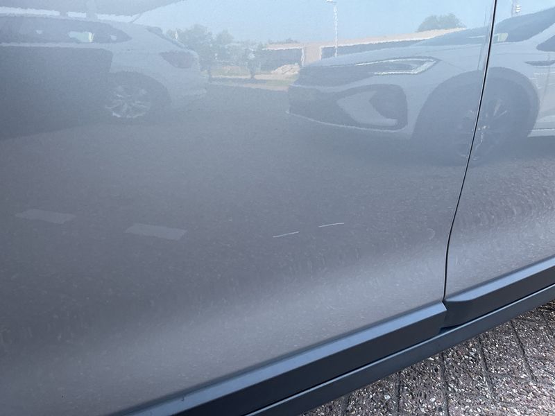 Peugeot 2008 1.2 PureTech Allure 2017 – снимка 23