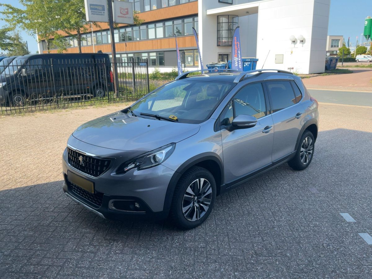 Peugeot 2008 2017 — photo 1